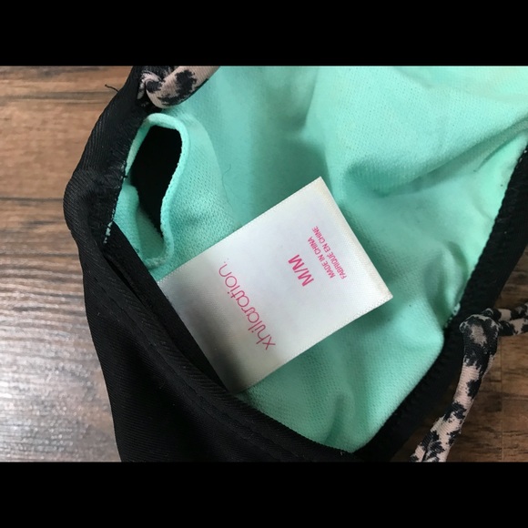 Black leopard bikini top - Picture 3 of 3